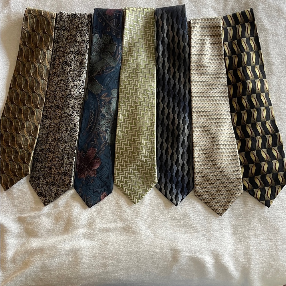 Lot 2 - 7 Men's Tie Set